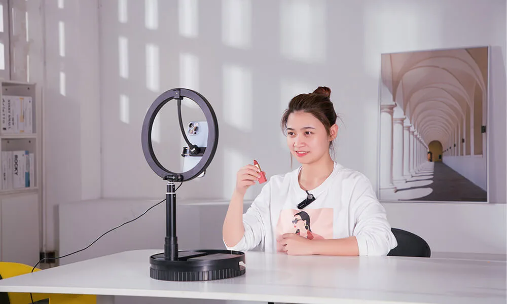 Micro Saramonic BTW - Micro cài áo không dây