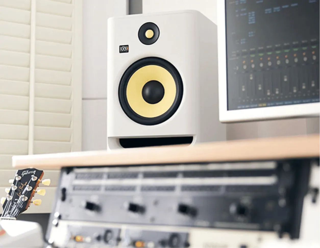 Loa kiểm âm KRK ROKIT 7G4WN - Monitor Studio KrK ( Trắng )