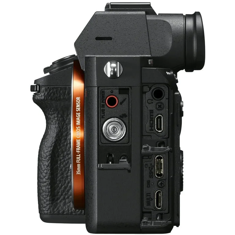 Máy ảnh Sony Alpha ILCE-7M3K/ A7M3 Kit FE 28-70mm F3.5-5.6 OSS
