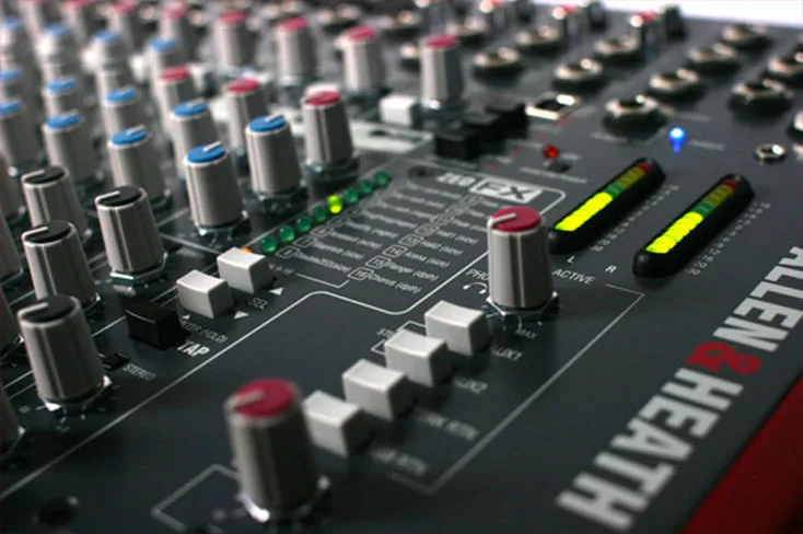 mixer-chuyen-dung-cao-cap
