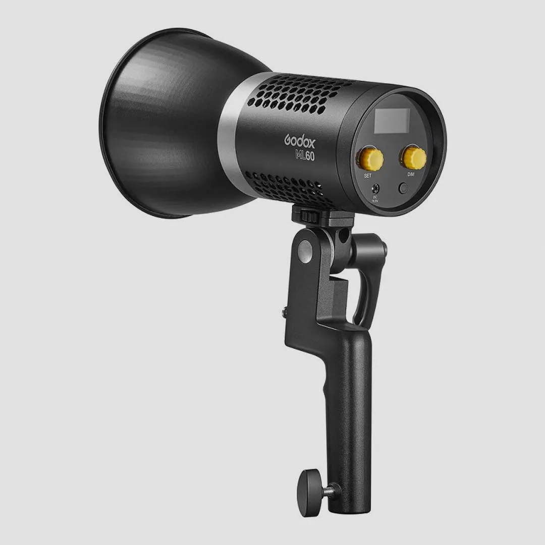 3-den-led-godox-ml60-chinh-hang