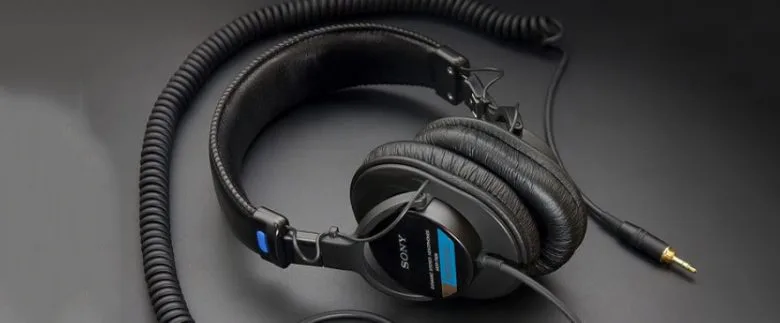 Tai Nghe Kiểm Âm Closed-Back Sony MDR-7506