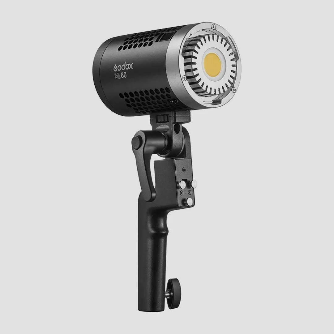 4-den-led-godox-ml60-chinh-hang