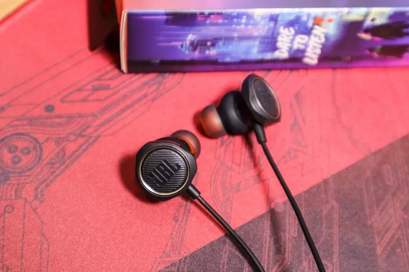 Tai nghe nhét tai thể thao gaming JBL Quantum 50