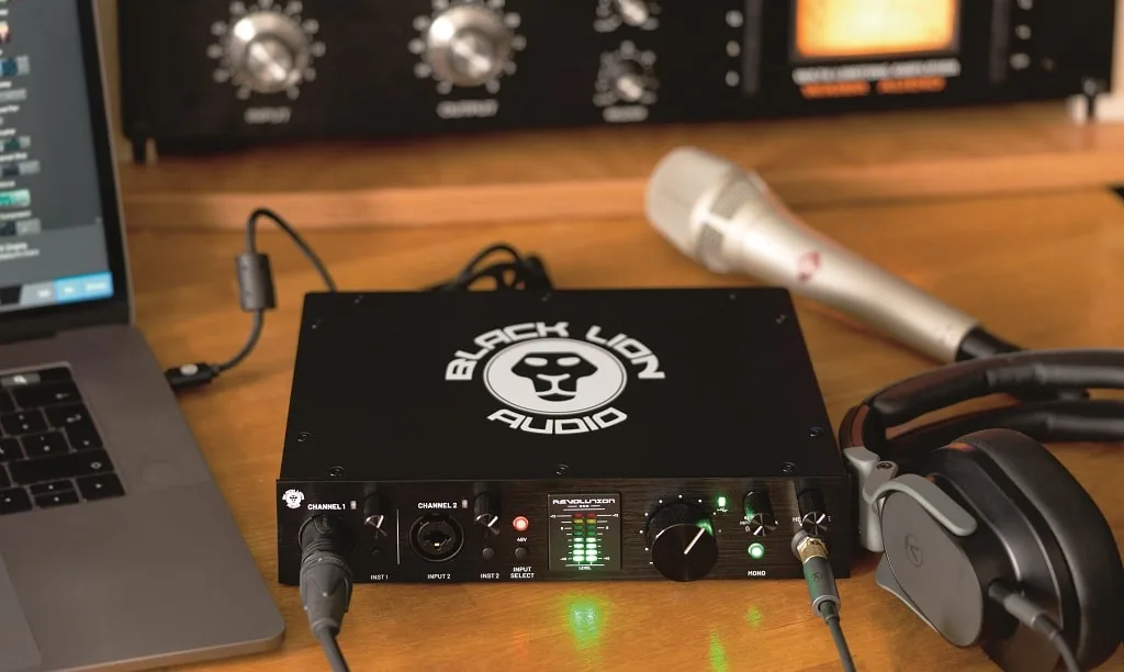 Sound card Black Lion Audio Revolution 2x2 USB