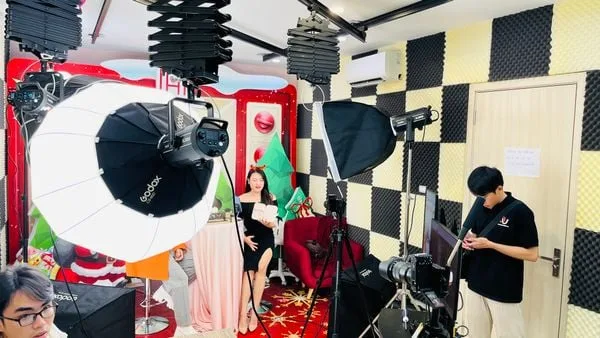 Dịch vụ livestream tại nhà của PuStudio