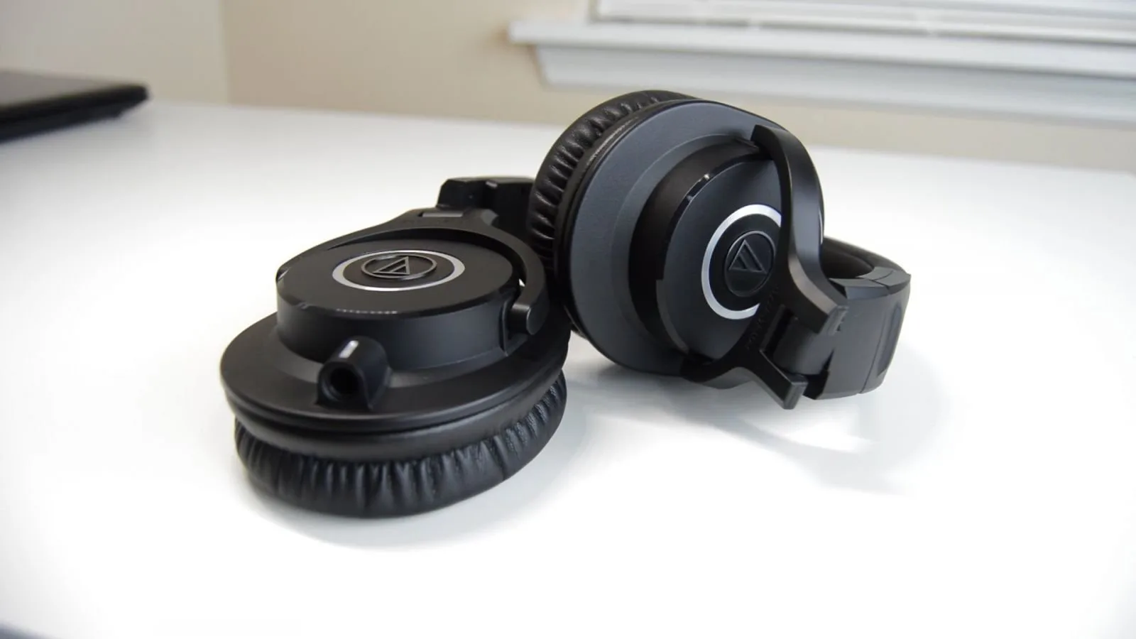 Tai nghe kiểm âm Audio Technica ATH-M40x - Headphone Studio