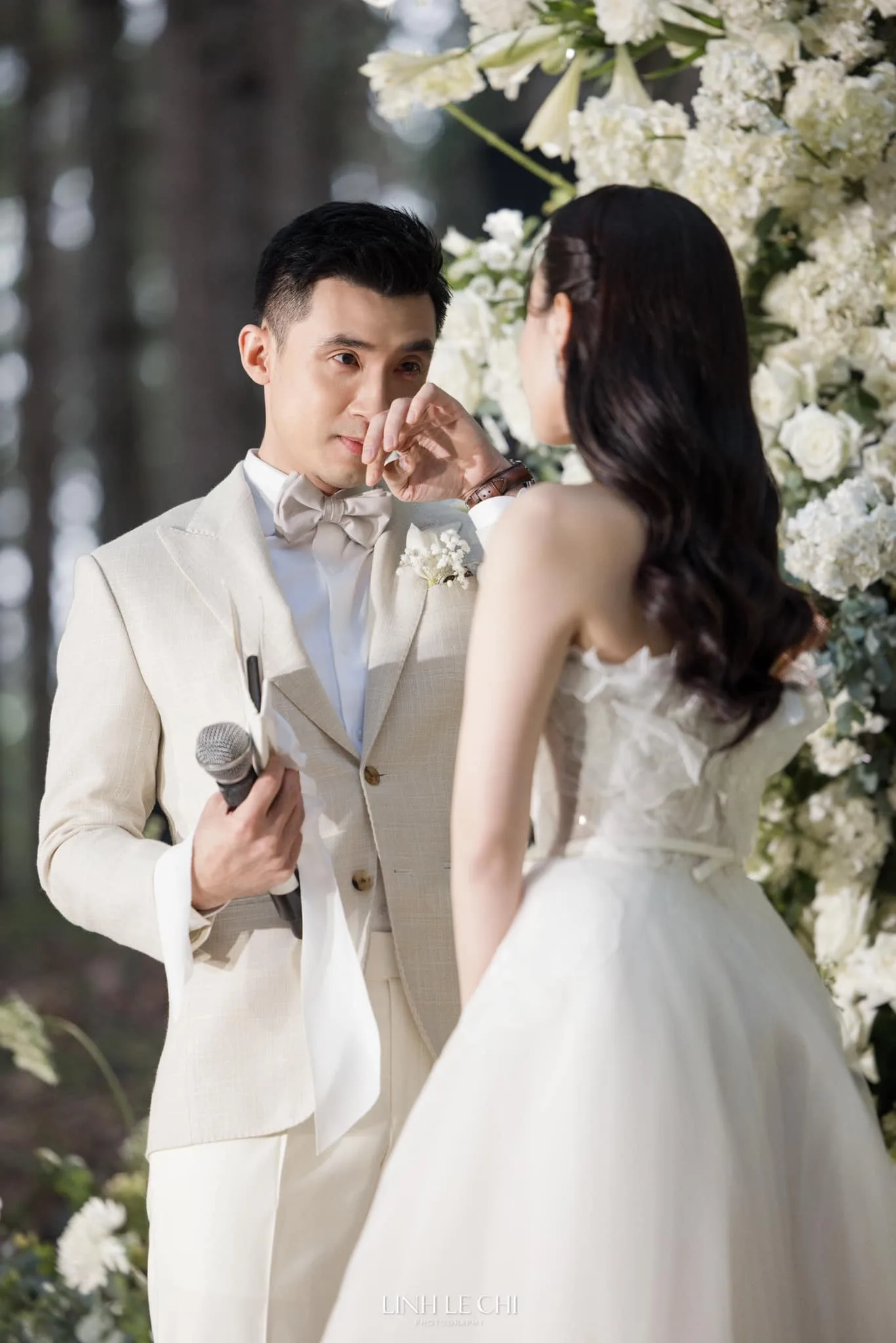 Midu lên tiếng về đám cưới riêng tư với thiếu gia Nhựa Duy Tân