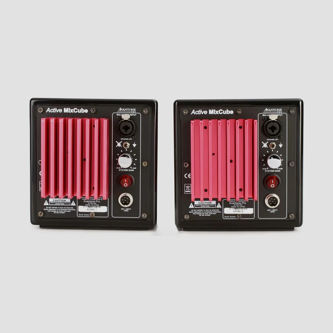Loa kiểm âm Avantone Active Mixcubes Black Active Pair