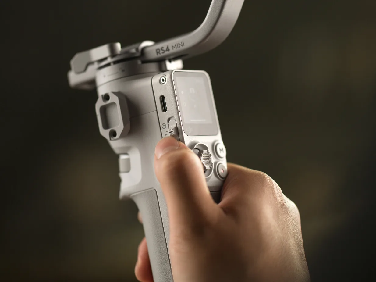 Gimbal DJI RS 4 Mini - Gimbal Chống Rung